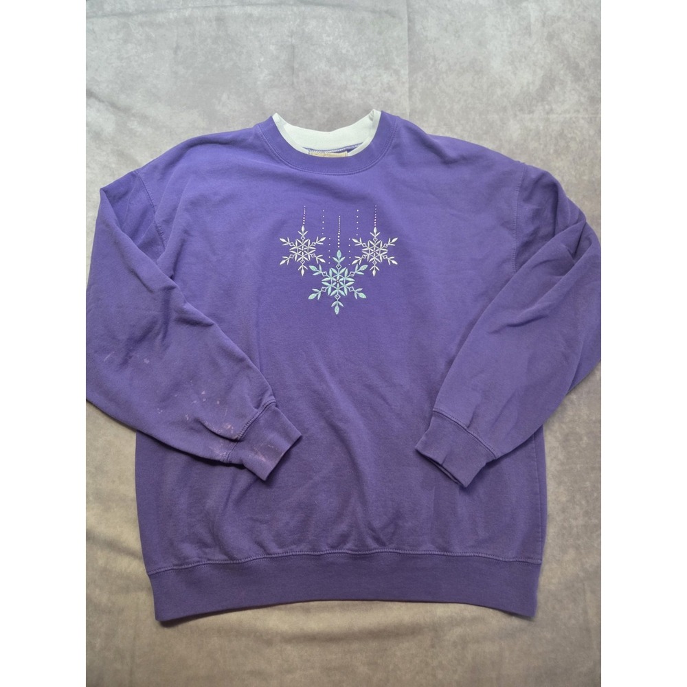 Christmas Sweatshirt L Embroidered Vintage Snowflakes Purple Grannycore Cottage